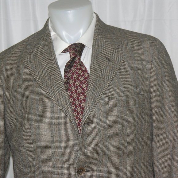 Fabrizio New York Taupe Plaid Three Button Suit 38R - Picture 5 of 13